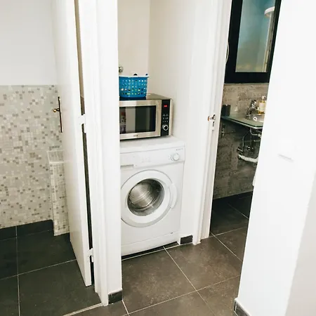 Cosy Near Feira Da Ladra リスボン